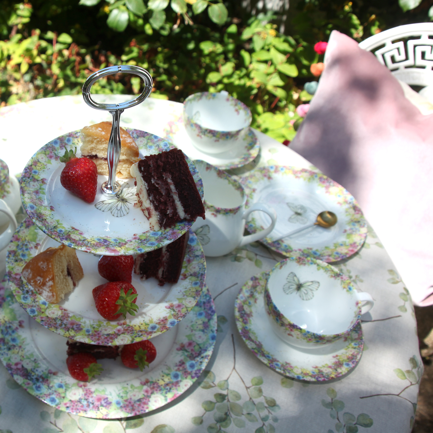 WSBF - Three Tier Cake Stand