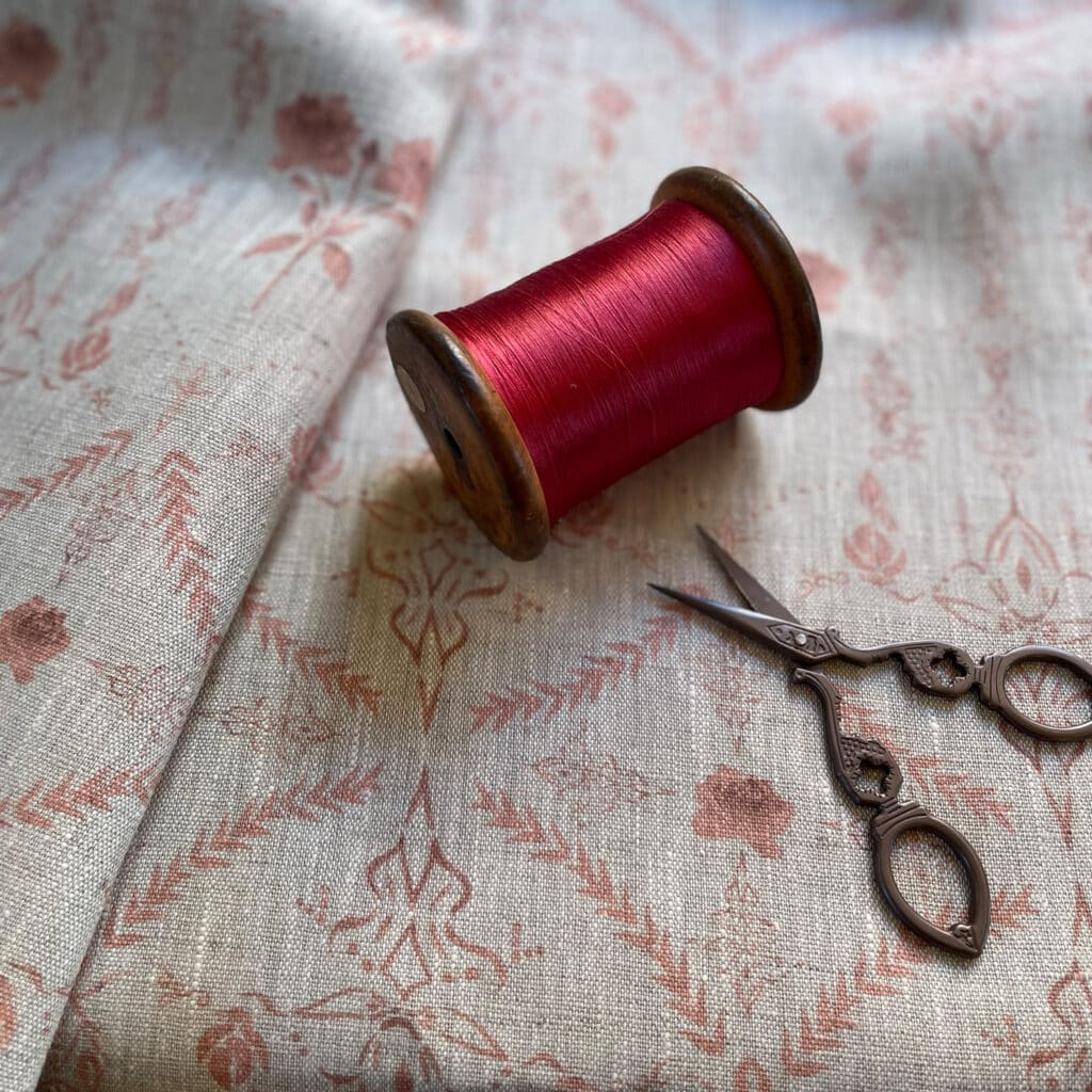 Rose Grace on Natural Linen