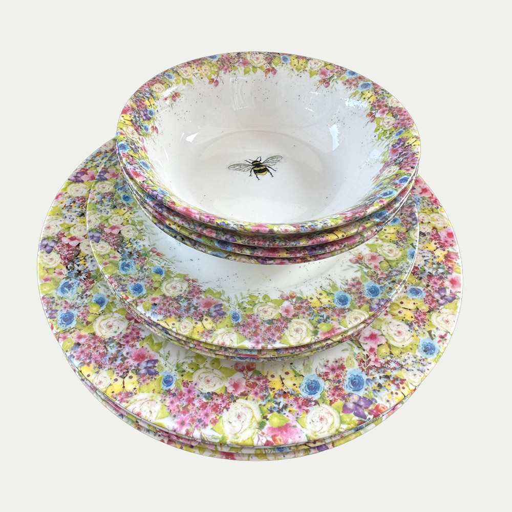 Wild Summer and Buzzing Bee - Dinner Service for 4