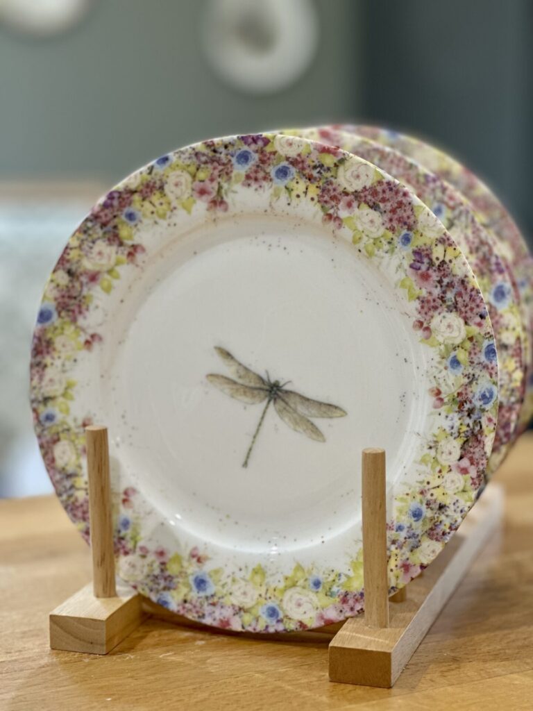 Wild Summer Birds & Bees Full set of 8 Side plates